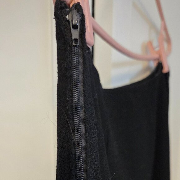 Linda Allard Black Skirt - Picture 4 of 8